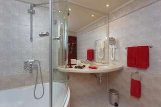 Отель Capitol Hotel Варна Люкс-6